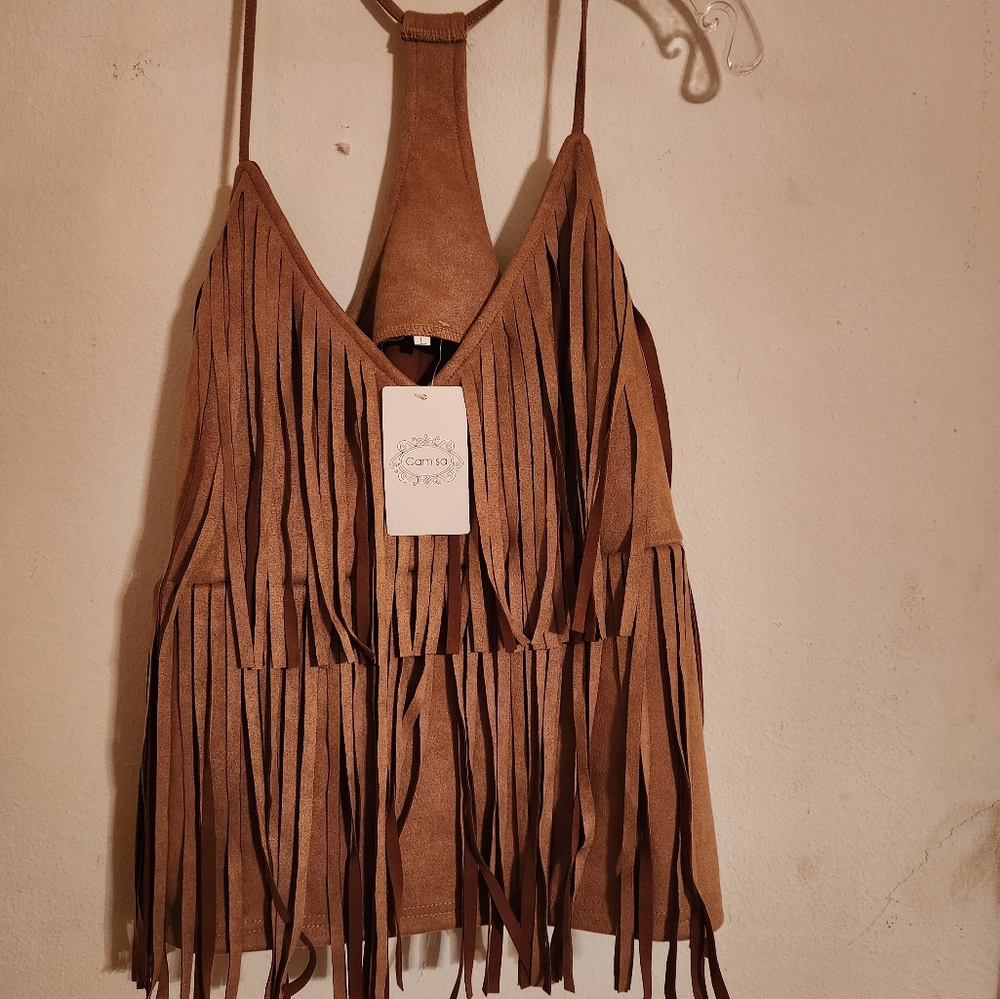 Never been worn Fringed brown top size L 100% polyester Made in China